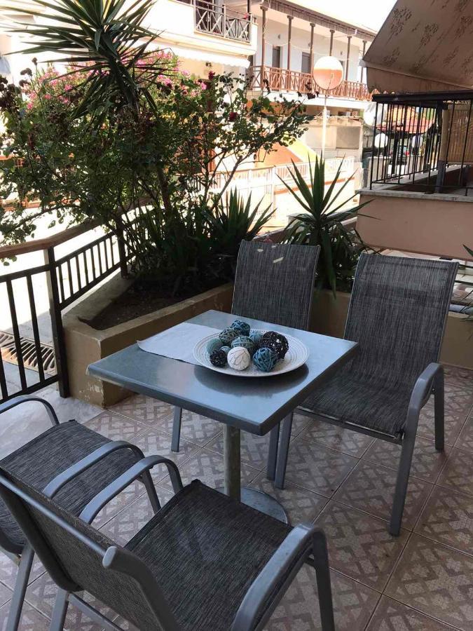 Kostas Apartment Ierissos Dış mekan fotoğraf